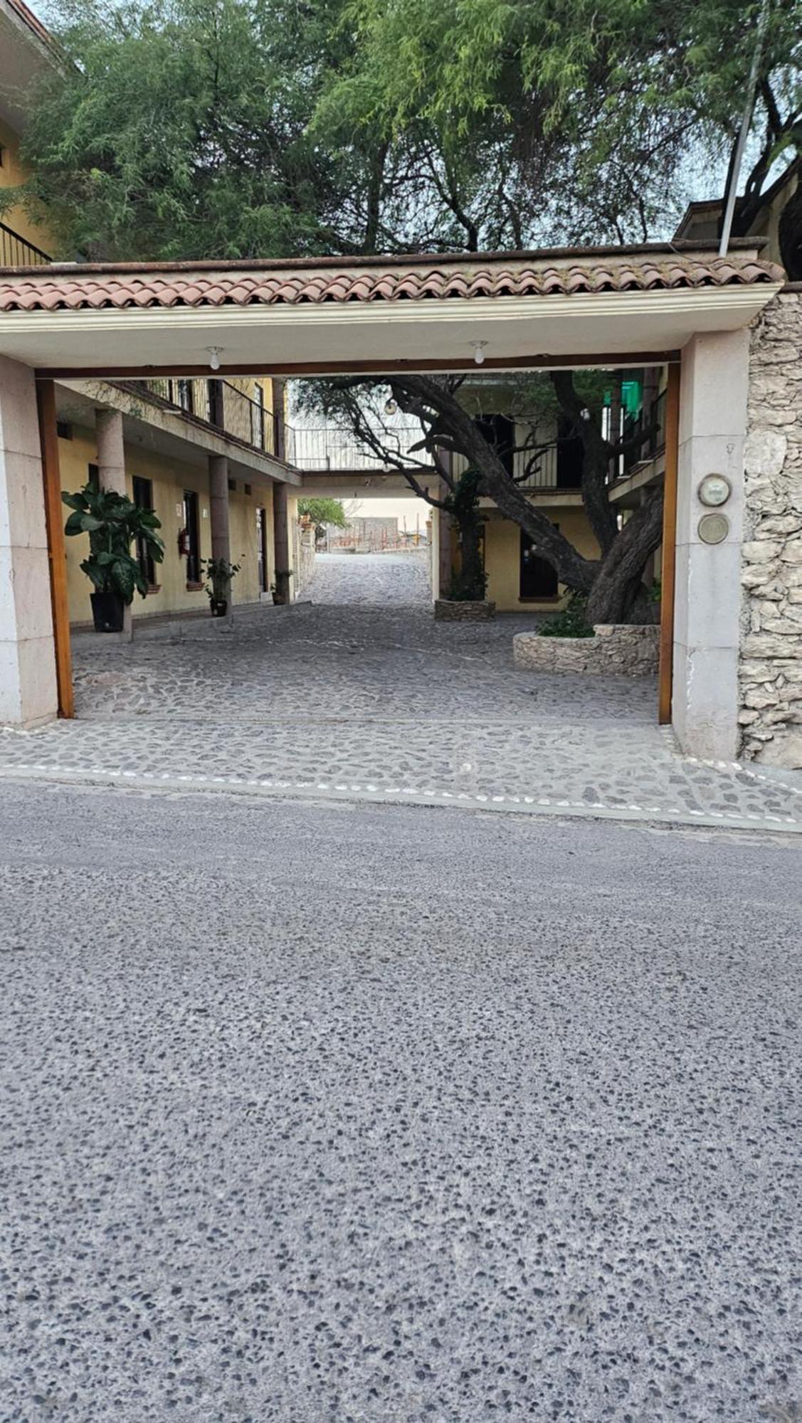 Hotel Villa Aurora Bernal Eksteriør billede